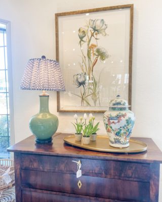 Spring Greens 
•
•
•
#theperfectpeony #aninspiredhome #design #art #lamps #antiques #tylertexas #shopsmall